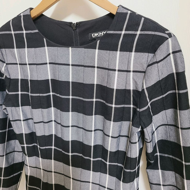 여성55 s 스몰 2사이즈 DKNY 체크 플레어 원피스 봄 가을 블랙 앤 화이트 한섬 하객룩 면원피스 명품 여성복 이미지