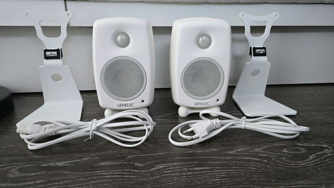 제네렉 g1 (제네렉 8010a) genelec 1조 (전용스탠드 포함) 민트급 이미지