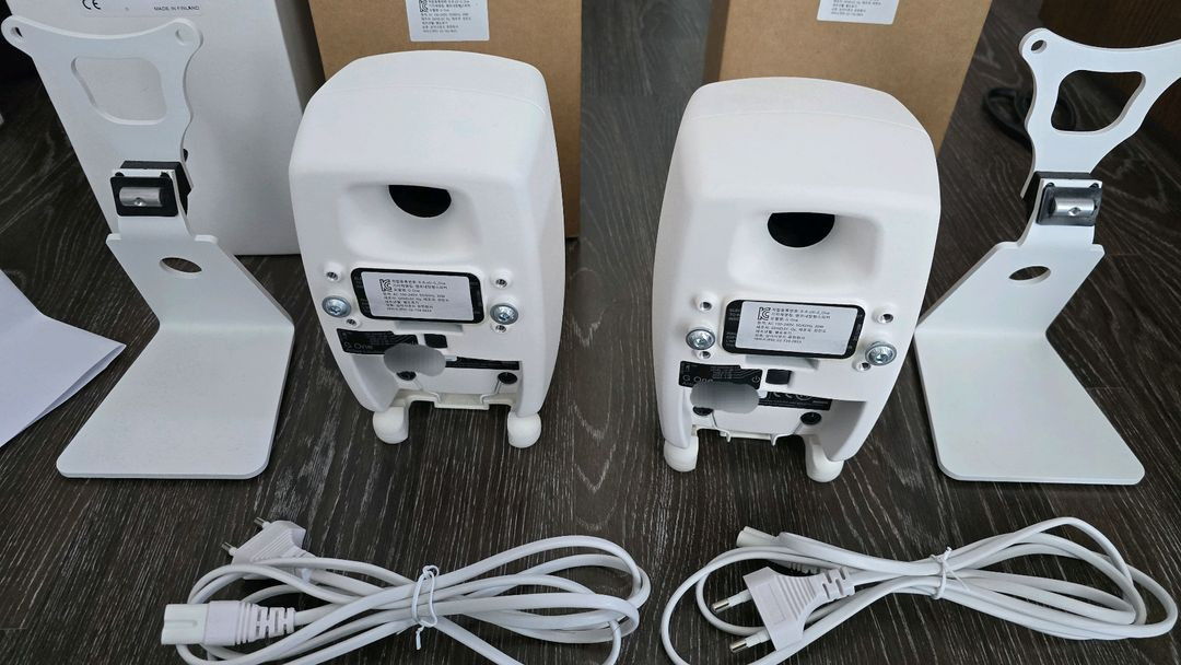 제네렉 g1 (제네렉 8010a) genelec 1조 (전용스탠드 포함) 민트급 이미지