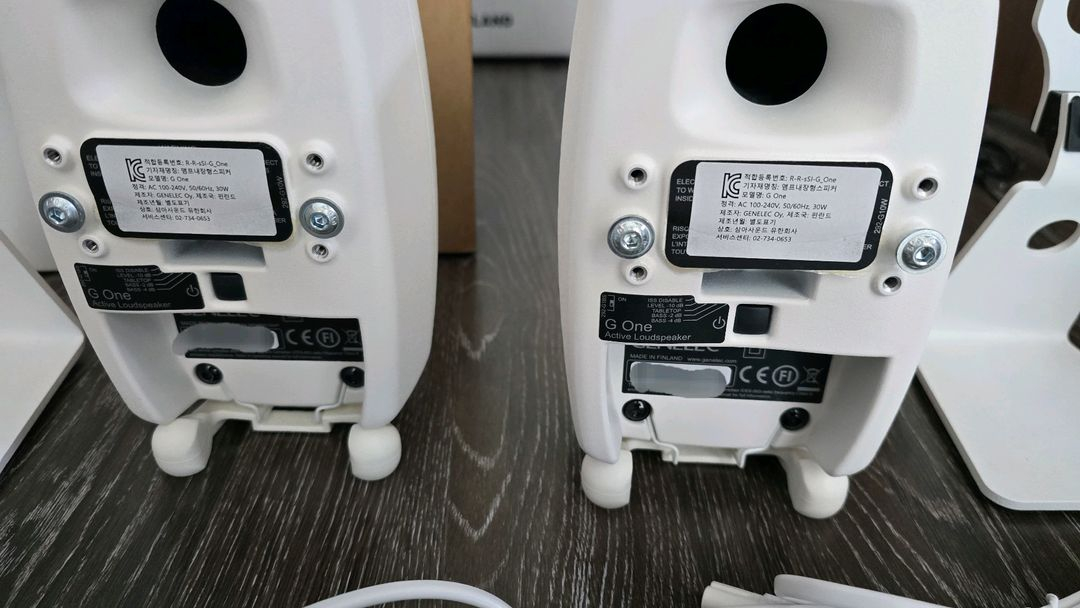 제네렉 g1 (제네렉 8010a) genelec 1조 (전용스탠드 포함) 민트급 이미지