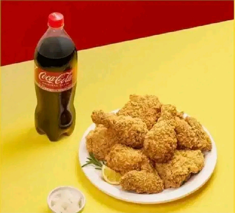 BBQ 황금올리브 후라이드 양념, 황금올리브 콤보,황금올리브 닭다리/ 굽네치킨 고추바사삭, 볼케이노, 갈비천왕 이미지