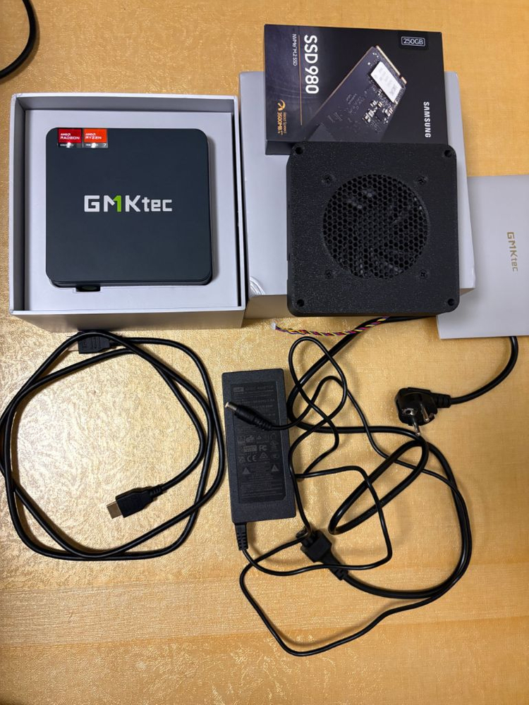 미니PC GMKtec K6 7840hs + 8*8 16GB 램 + ssd 256GB 판매합니다 이미지