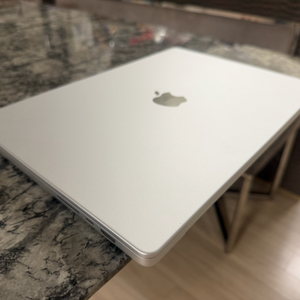 맥북프로 M3 Pro 16 36GB 512GB 풀박 / 배터리100% (거의 새상품) 이미지