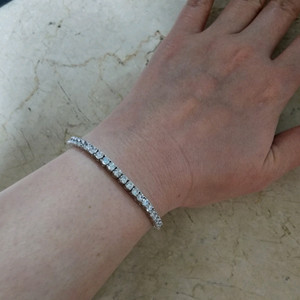 [새상품]화이트골드 3mm테니스팔찌(운포5만원) 이미지