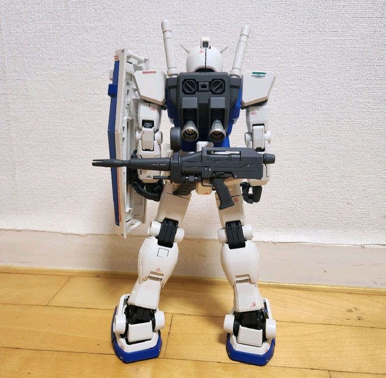 PG퍼스트건담 도색작 핫식스버젼 이미지