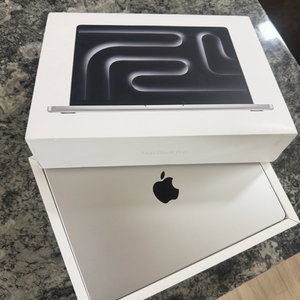 맥북프로 M3 Max 14 36GB 1TB 풀박 / 배터리100% (거의 새상품) 이미지