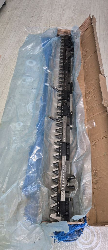 콤바인 구보다 커터날 벼단절기 길이 약 1.76m 이미지