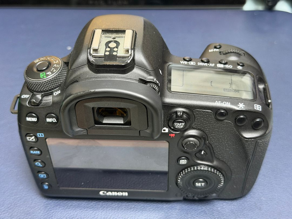 Canon 5D Mark4, 세로그립, 24-70 2.8L, 50 1.4 및 악세서리 판매합니다.(모두 정품 입니다 이미지