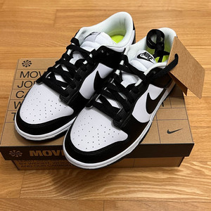 나이키 덩크 로우 넥스트 네이쳐 범고래 블랙 240 사이즈 새제품 DD1873-102 Nike 스니커즈 운동화 신발 이미지