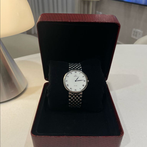 오메가 드빌 빈티지 메탈 쿼츠 시계 이미지