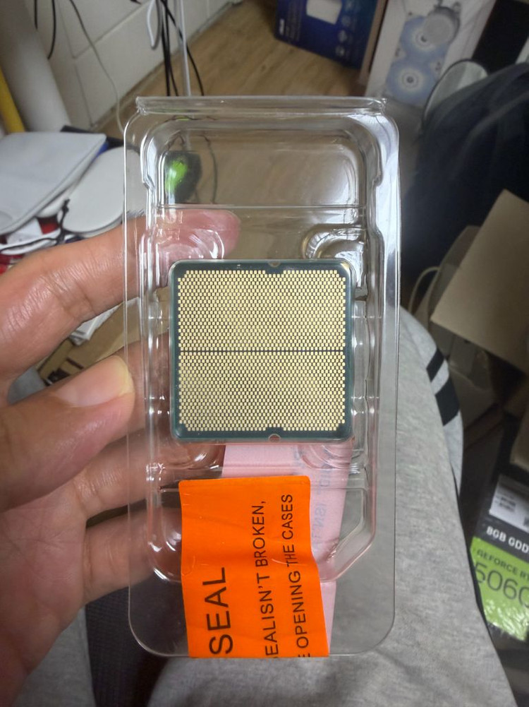 AMD 라이젠5 7500F CPU 이미지