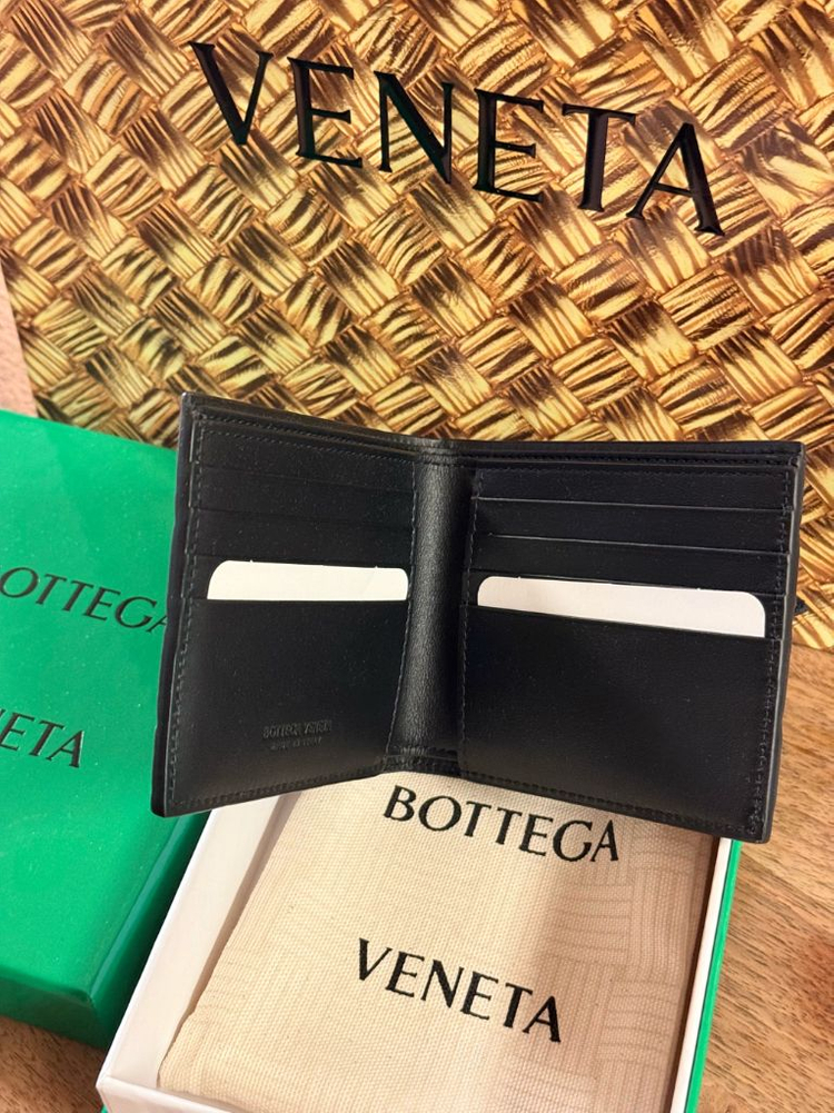 [새상품]보테가 베네타 인트레치아토 반지갑 블랙 이미지