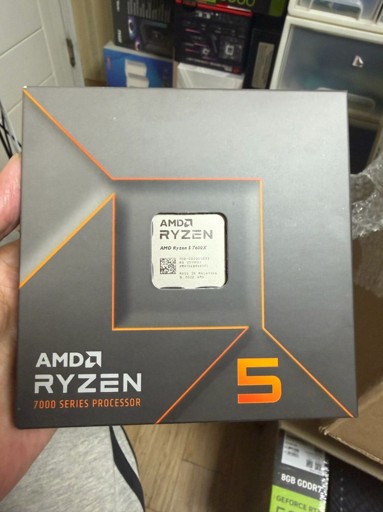AMD 라이젠5 7600X CPU 이미지