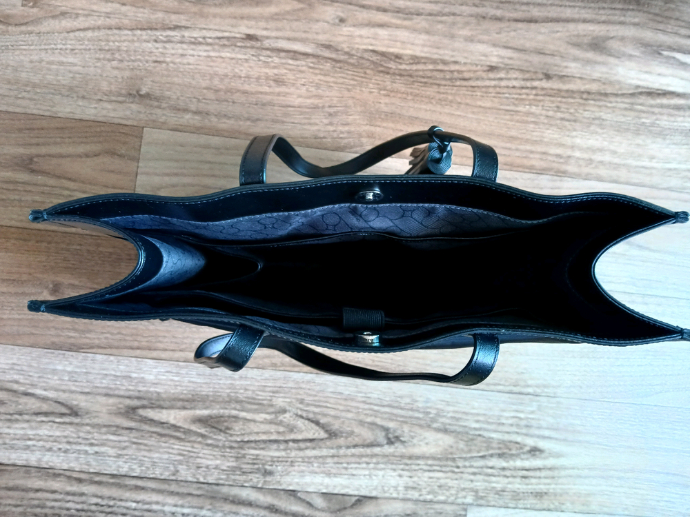 오야니 블랙 숄더백 이미지