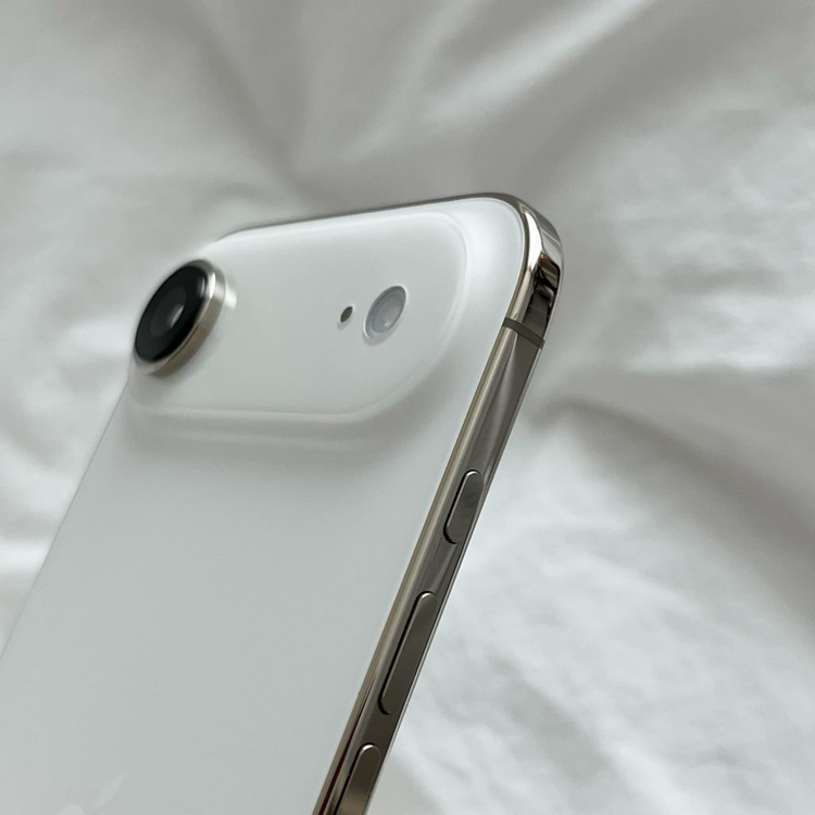 아이폰17에어 골드 256기가 이미지