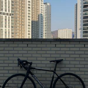 마지막 가격 내림 메리다 스컬트라 400 로드 자전거 이미지