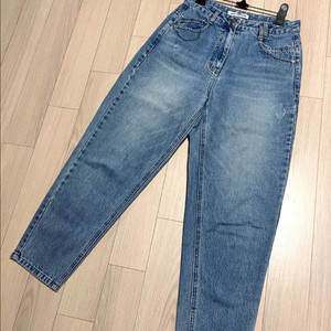 21년 럭키슈에뜨 배기핏 데님 팬츠 청바지 중청 진 자수 워싱 이미지