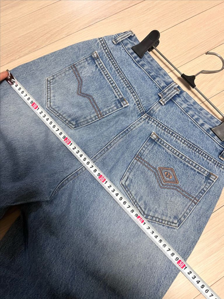 21년 럭키슈에뜨 배기핏 데님 팬츠 청바지 중청 진 자수 워싱 이미지