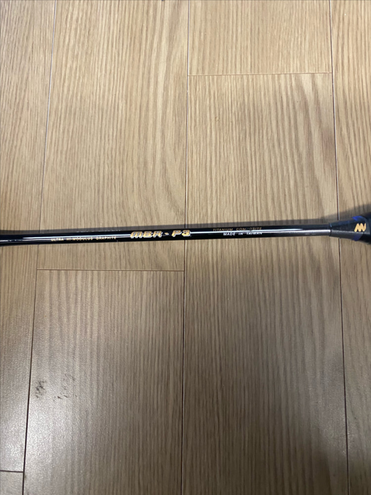 모아 배드민턴라켓 이미지