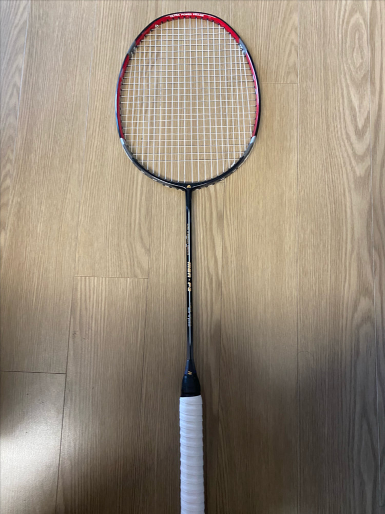 모아 배드민턴라켓 이미지