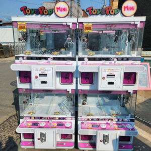 오락기 인형뽑기 기계토이팝미니4인용팝니다 이미지