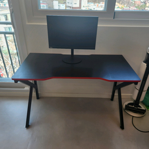 에이픽스 책상 블랙(1200x600) 이미지