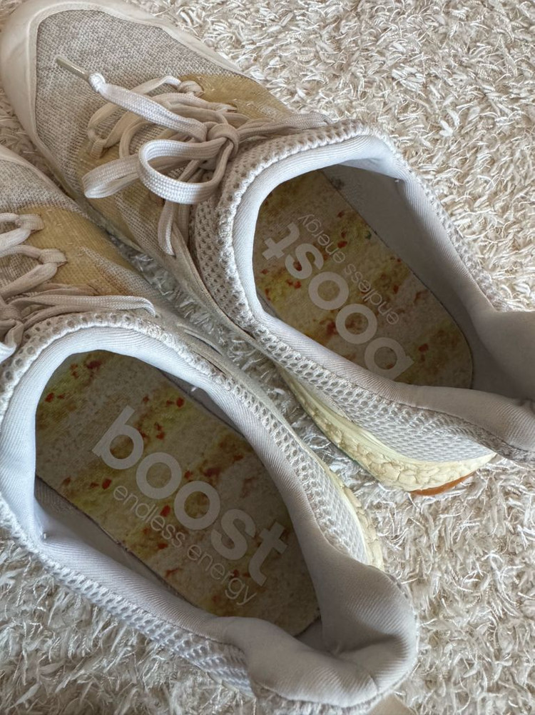 아디다스 크로스니트 부스트 판매합니다 이미지