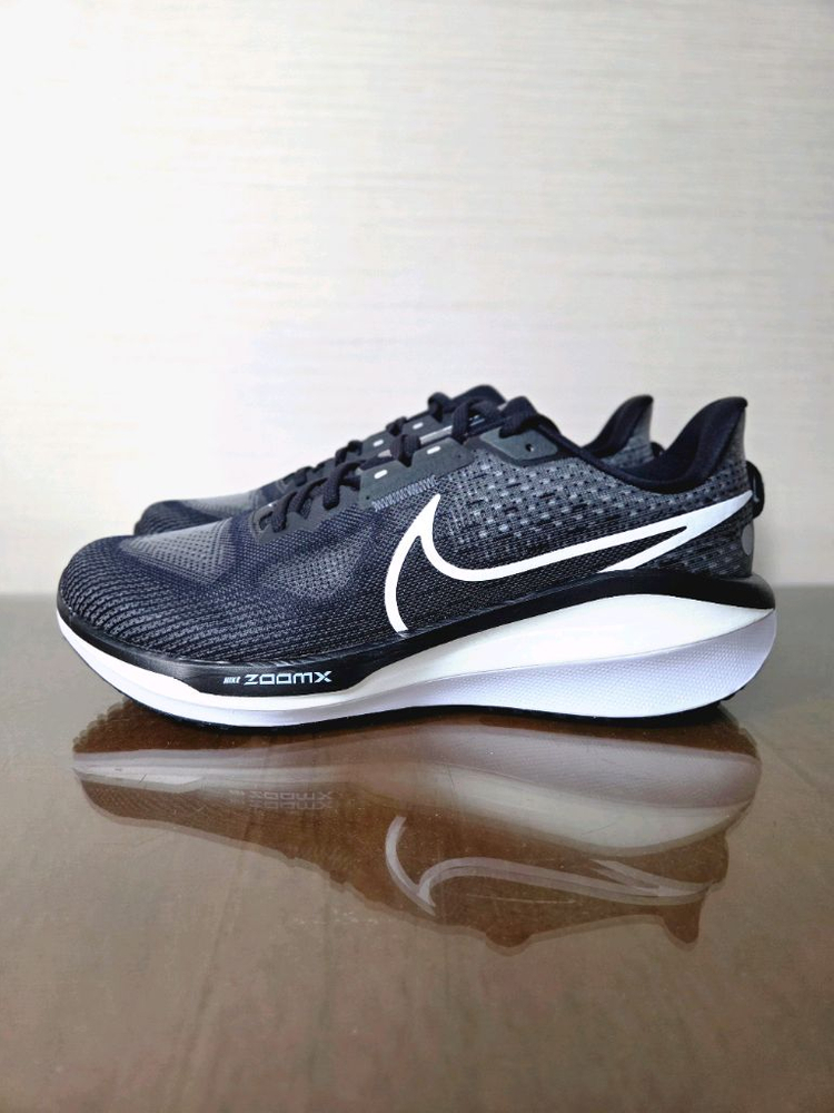 (255,270) 나이키 에어 줌 보메로 러닝화 블랙화이트 이미지