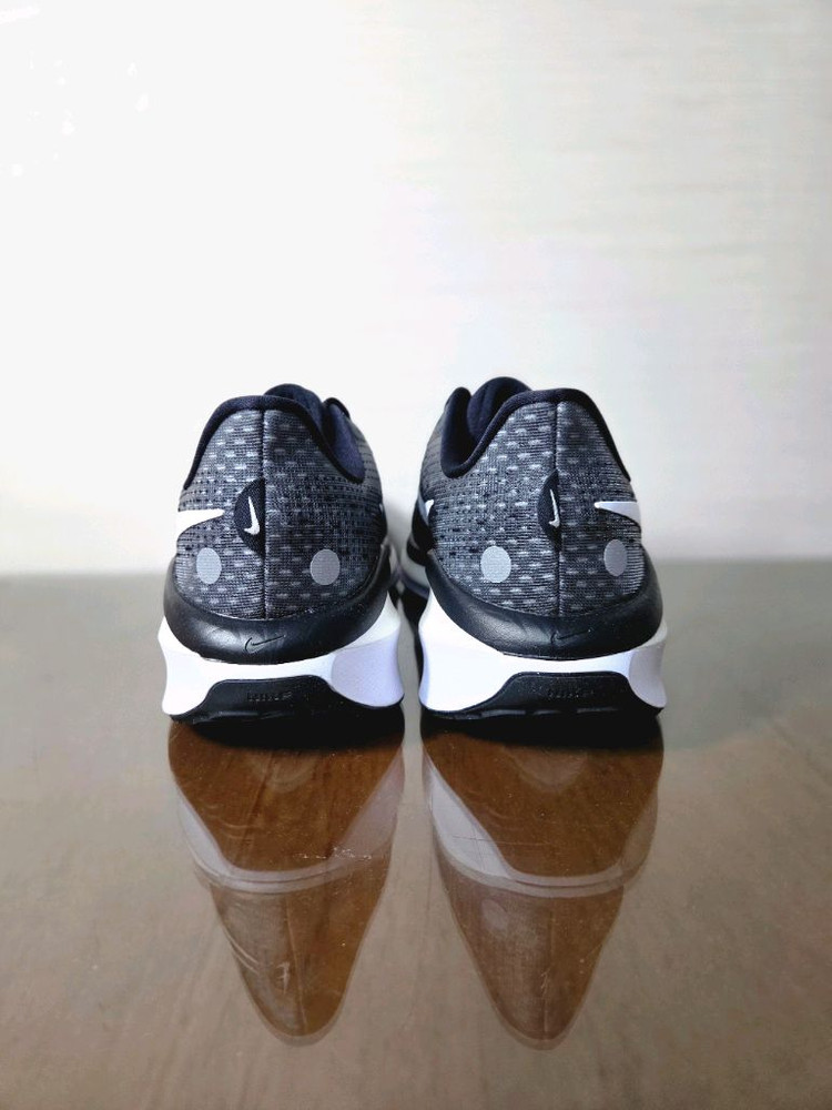 (255,270) 나이키 에어 줌 보메로 러닝화 블랙화이트 이미지