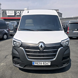 24년 뉴마스터3인승캠핑카(미사용:4천km)-전액할부됨 이미지