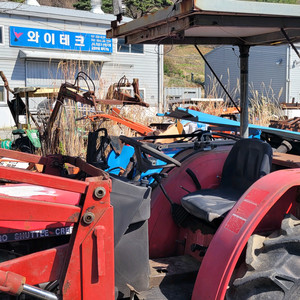 국제 43마력 트랙터 트렉트 트랙타 트렉터 트랙트 로더 본기 로터리 얀마엔진 이미지