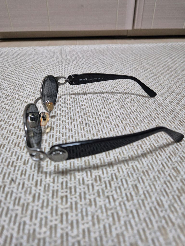 (정품) 지아니 베르사체 메두사 선글라스 블랙 90s 선글라스 이미지