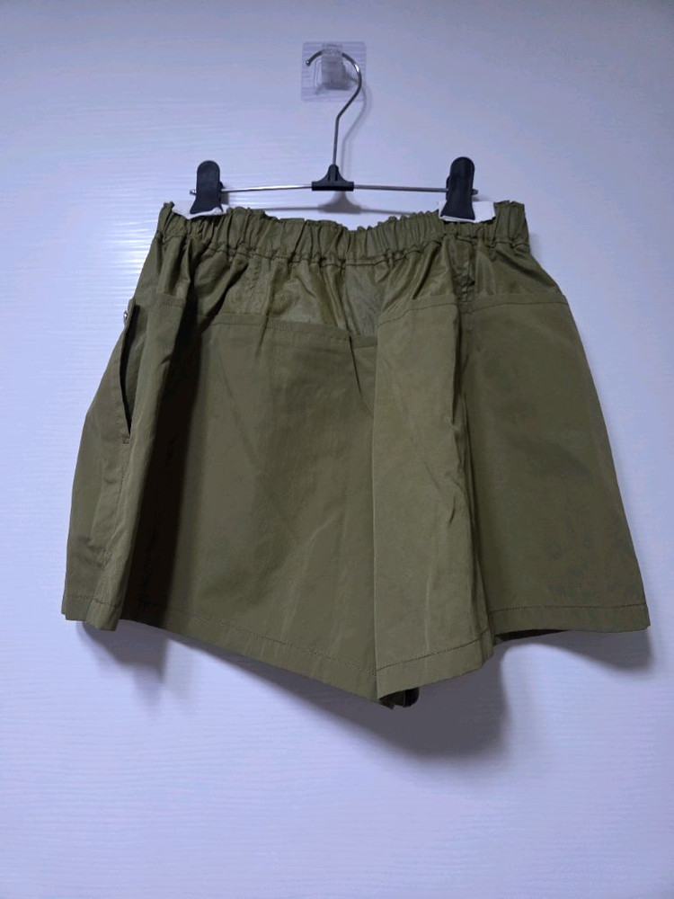 한섬 25ss 시스템 텍스처 블록 패널 밴딩 쇼츠 55 (카키) 이미지