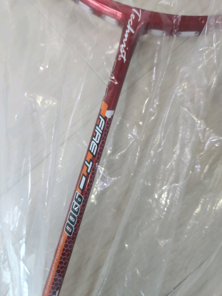 테크니스트 배드민턴 라켓 이미지