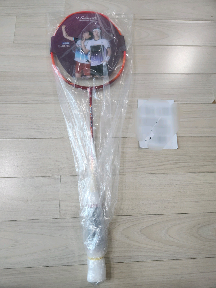 테크니스트 배드민턴 라켓 이미지