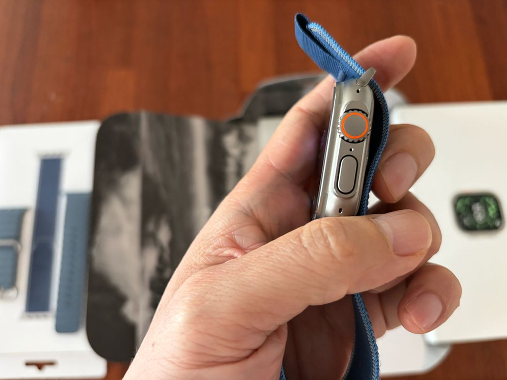 애플워치 울트라 3세대(티타늄) 판매합니다. 이미지