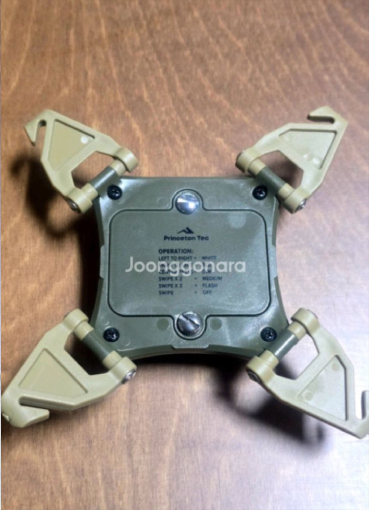 미국 프린스톤텍 헬릭스 캠핑 랜턴 V 300 루멘 Princeton Tec Helix Lantern (V) 택티컬 이미지