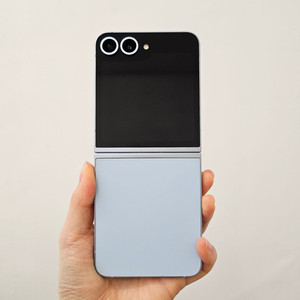 갤럭시 Z플립6 (박스포함) / S++급 / 3-29 이미지