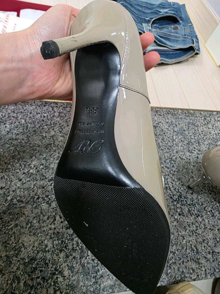 로저비비에 펌프스 36.5 이미지