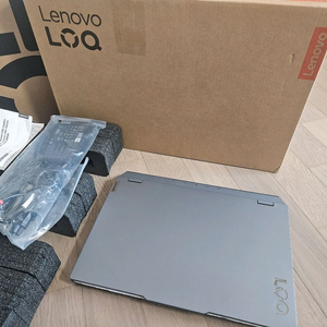 레노버 LOQ 15ARP9 15인치 노트북 RTX4050 풀박스 이미지