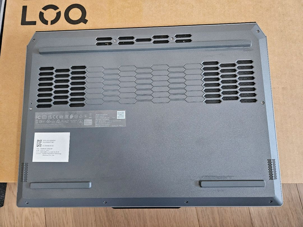 레노버 LOQ 15ARP9 15인치 노트북 RTX4050 풀박스 이미지