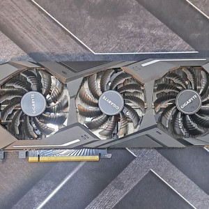 기가바이트 RTX2070 3팬 고성능 그래픽카드 싸게 팝니다 이미지