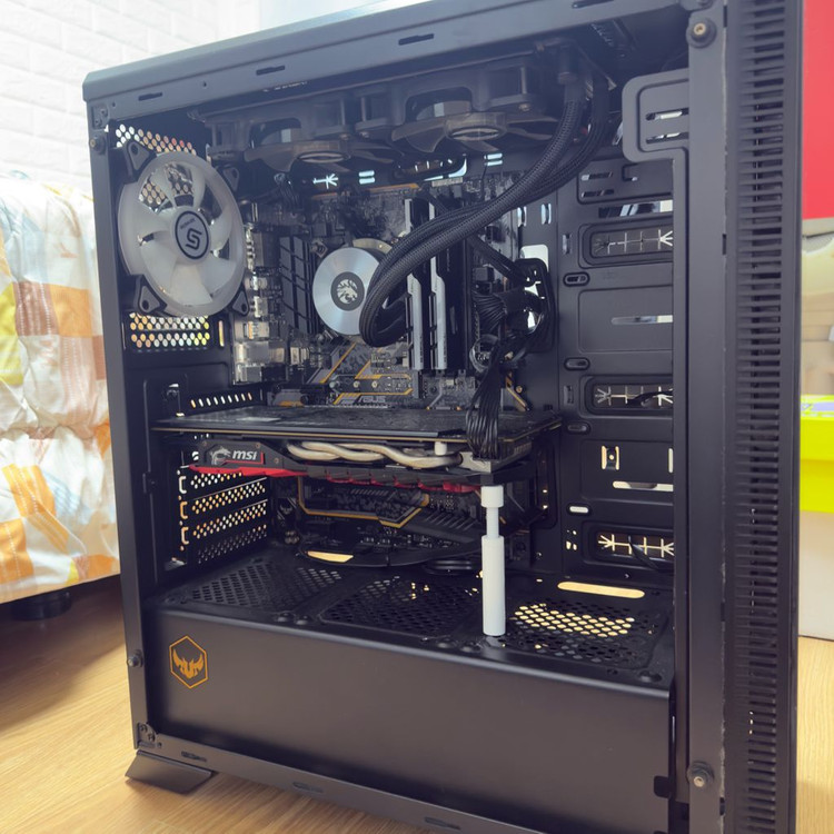 I7-8700k+asus-z370+g.skill d4 16gb+msi 1060 6gb 이미지