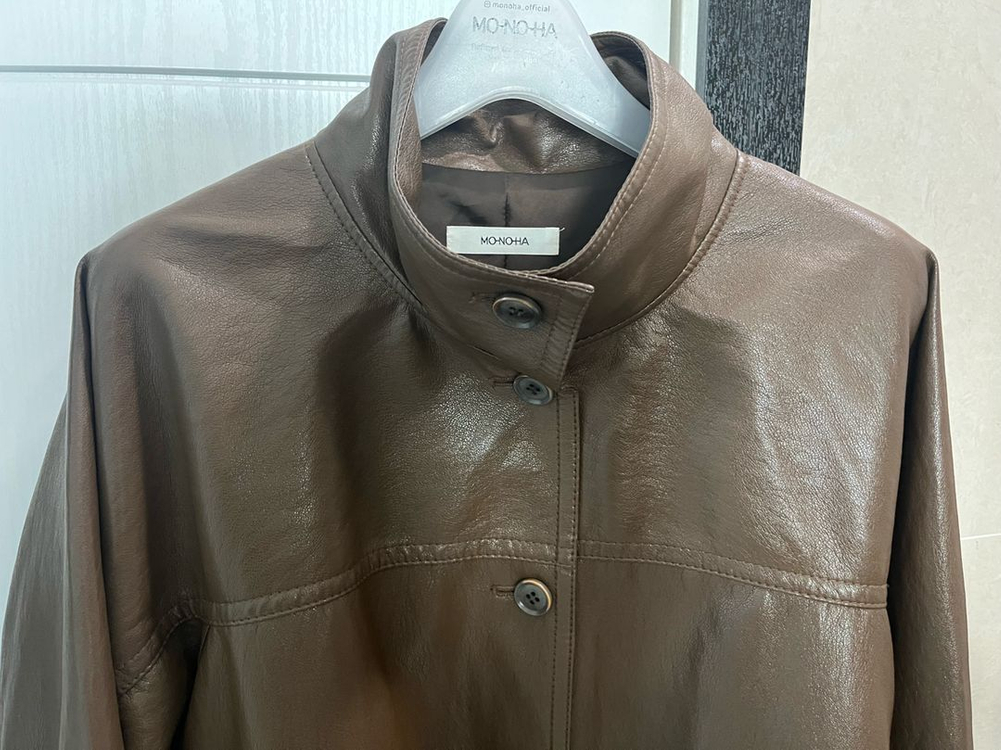 모노하 하이넥 레더자켓 팝니다 이미지