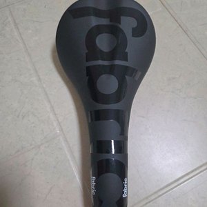 패브릭 래디우스 안장 이미지