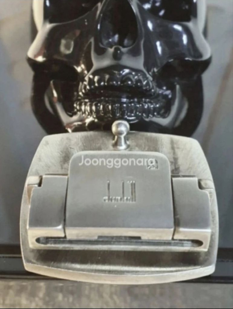 영국 정품 던힐 DUNHILL 벨트 버클 이미지