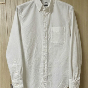 유니클로 엑스트라파인브로드코튼 화이트셔츠 팝니다. 이미지