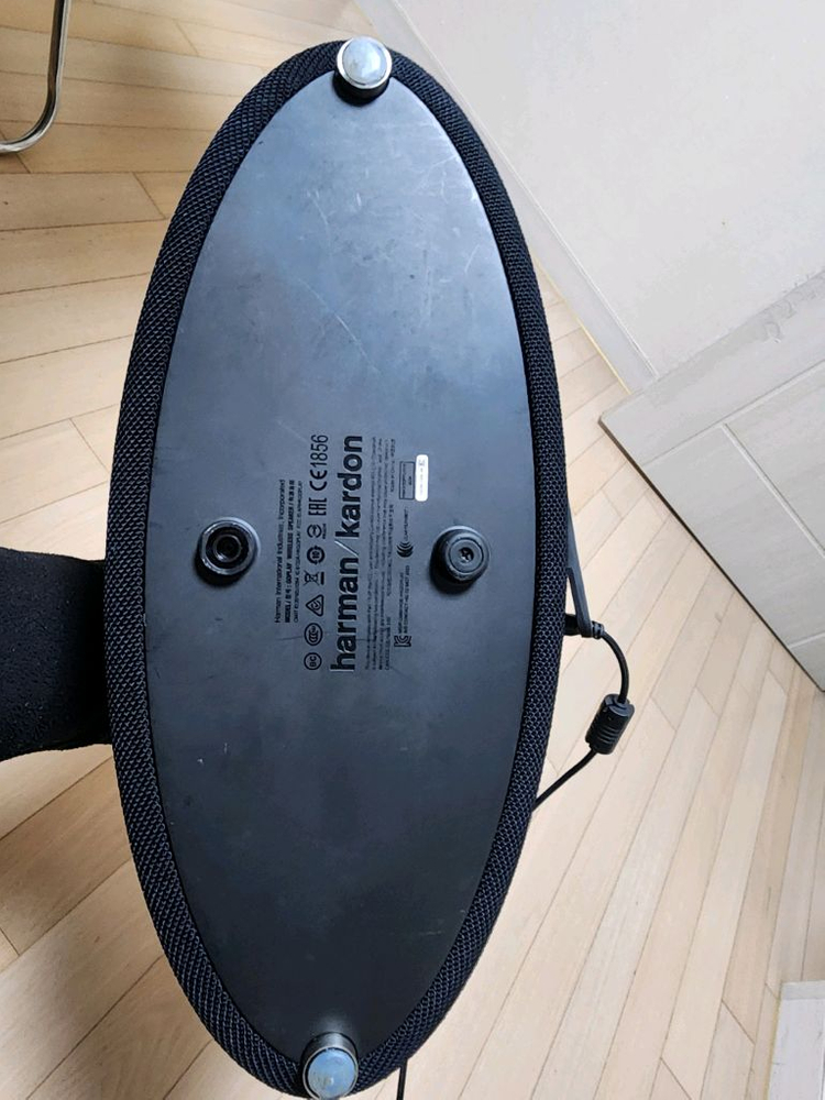 하만카돈 고플레이 스피커블루투스 배터리일체형 이미지