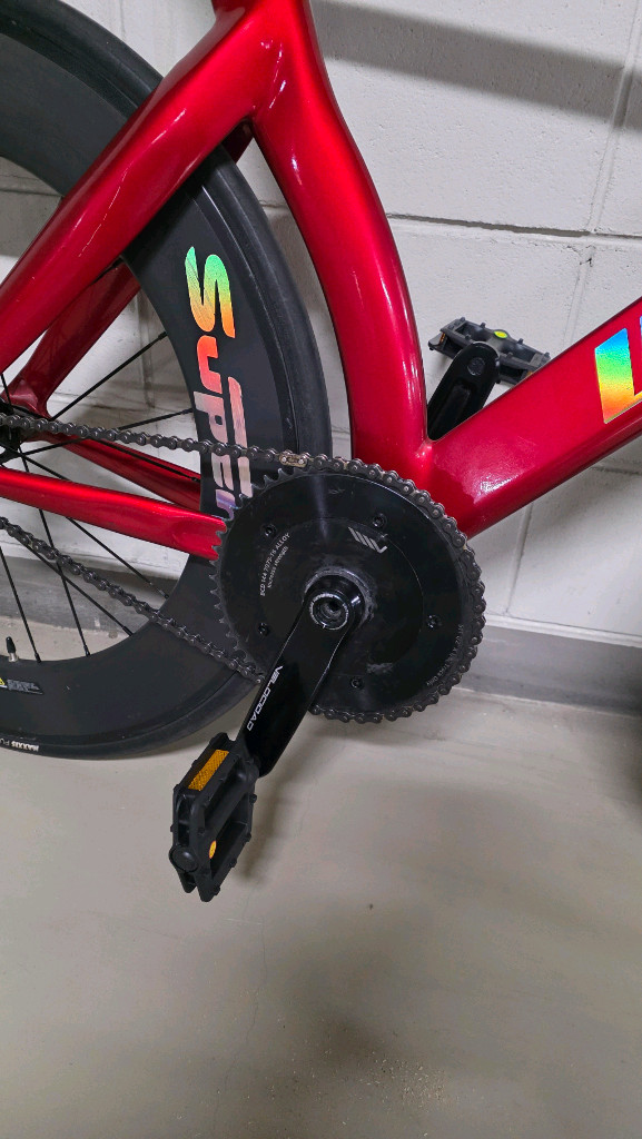 언노운 lv3 리플렉티드 레드+리볼트88카본휠 팝니다. 이미지