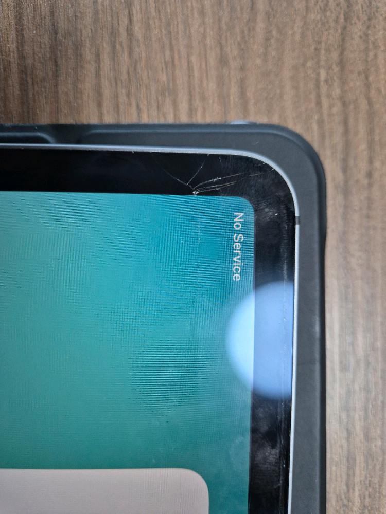 액정깨진 아이패드 프로 11 3세대 셀롤러 128 이미지